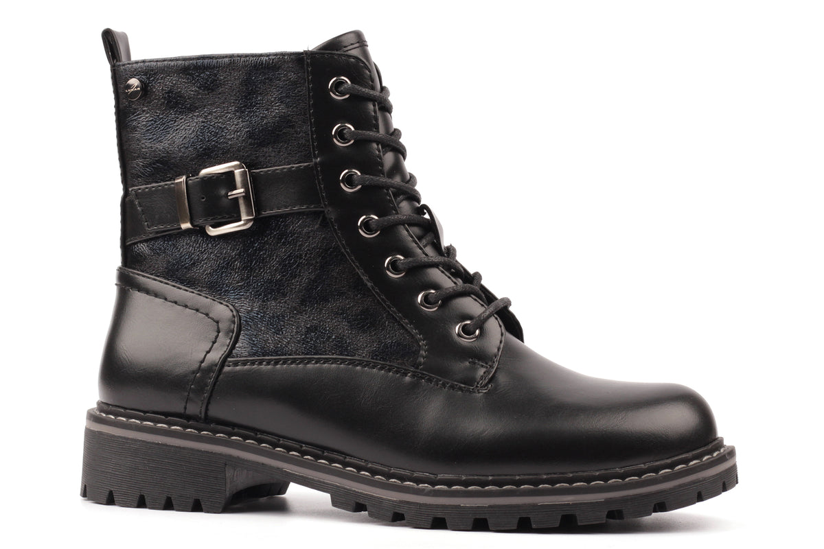 lunar-becky-glw049-womens-boots-black-right-angle