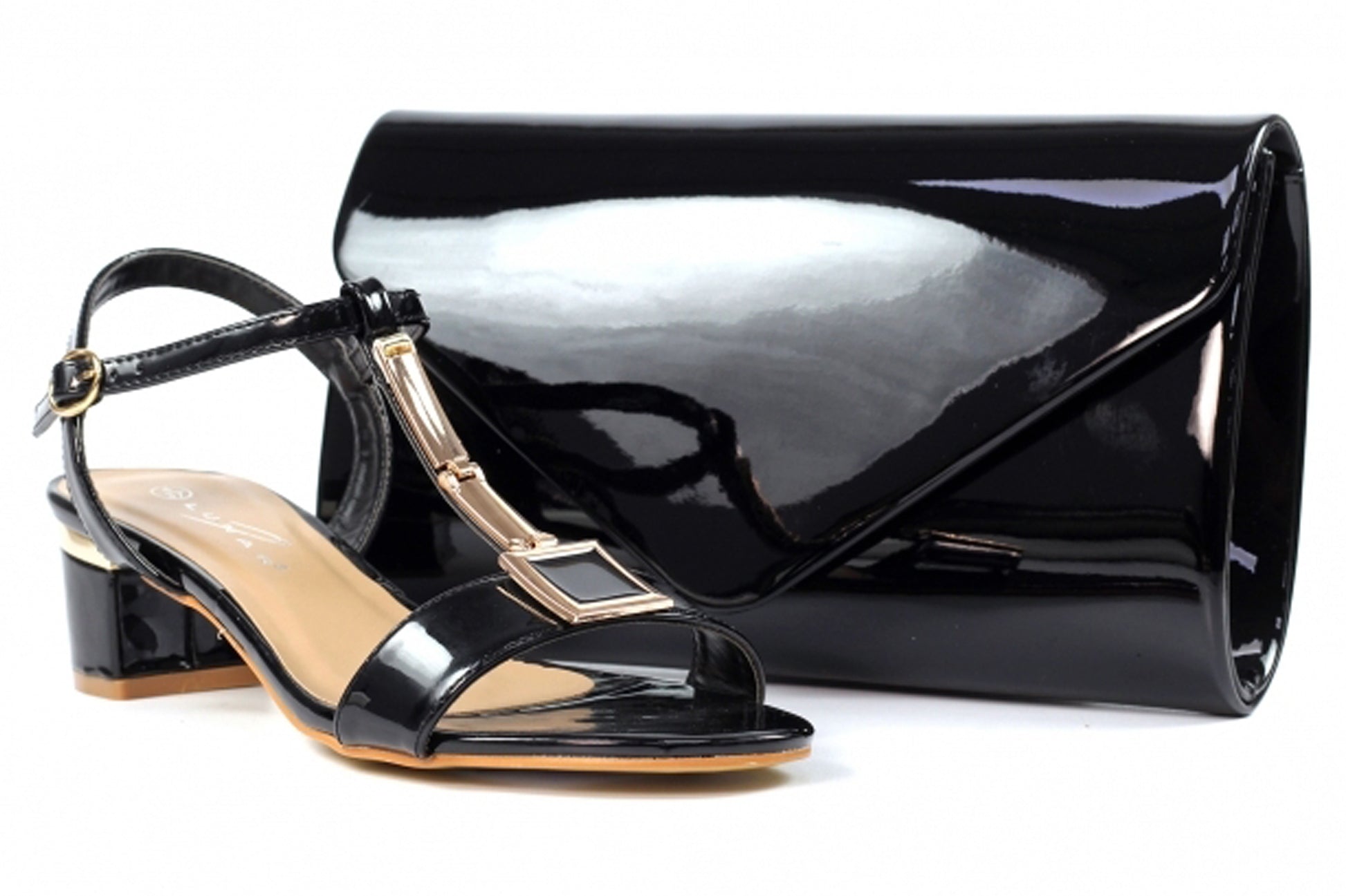 lunar-blaze-handbag-black-lifestyle