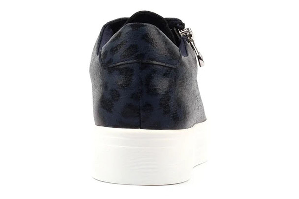 Lunar Charm II DLB100 Navy Womens Fashion Trainers