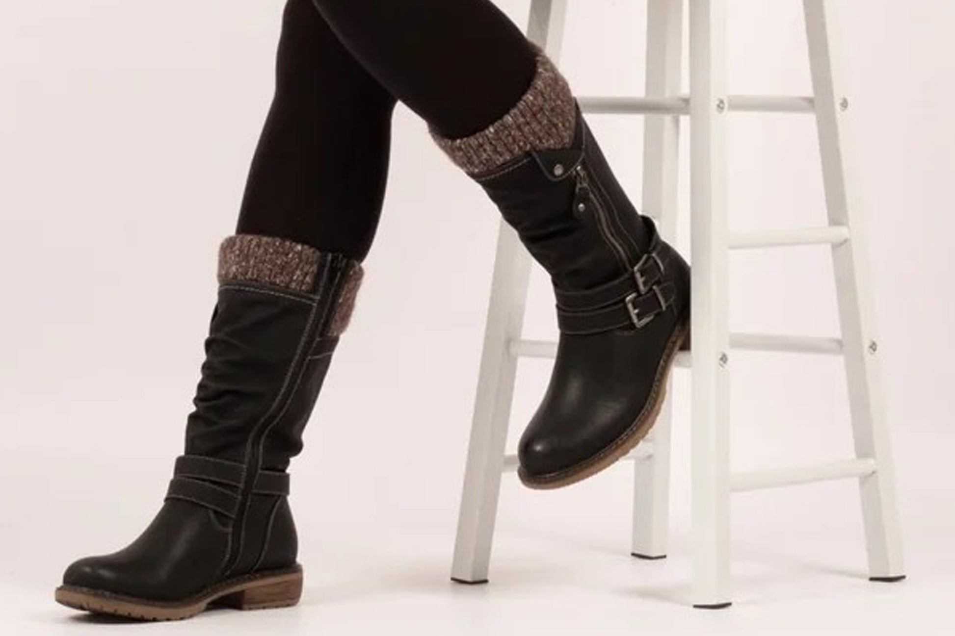 lunar-peyton-glb134-womens-boots-black-lifestyle1
