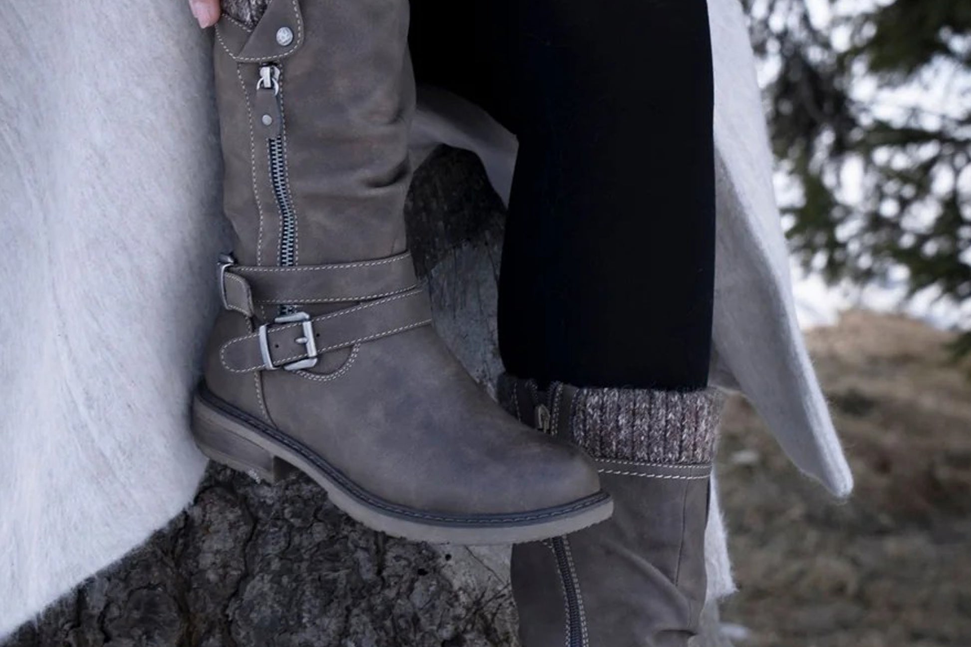 lunar-peyton-glb134-womens-boots-taupe-lifestyle1