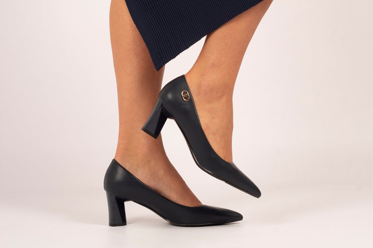 Lunar Phoebe FLH141 Womens Shoes Navy