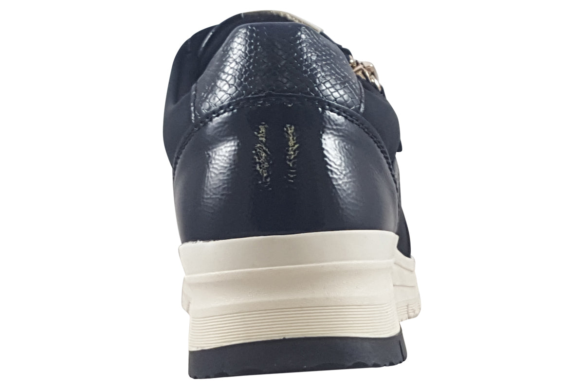 lunar-sammy-black-womens-back