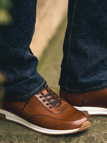 mens fashion trainers banner mob