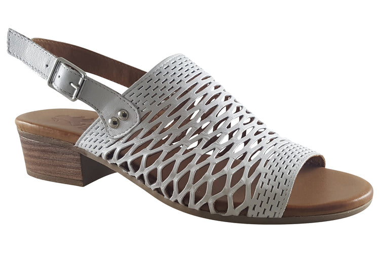 Mustang Shoes Carmel 8968801 White Womens Sandals