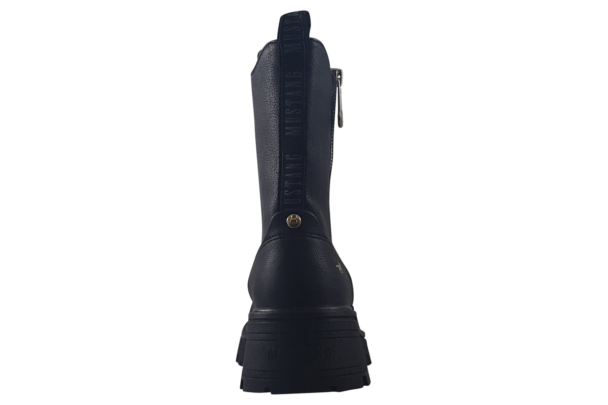 mustang-monk-black-womens-back
