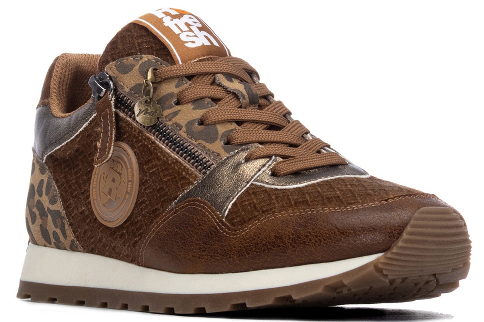 refresh-helter-176107-womens-trainers-camel-right-angle