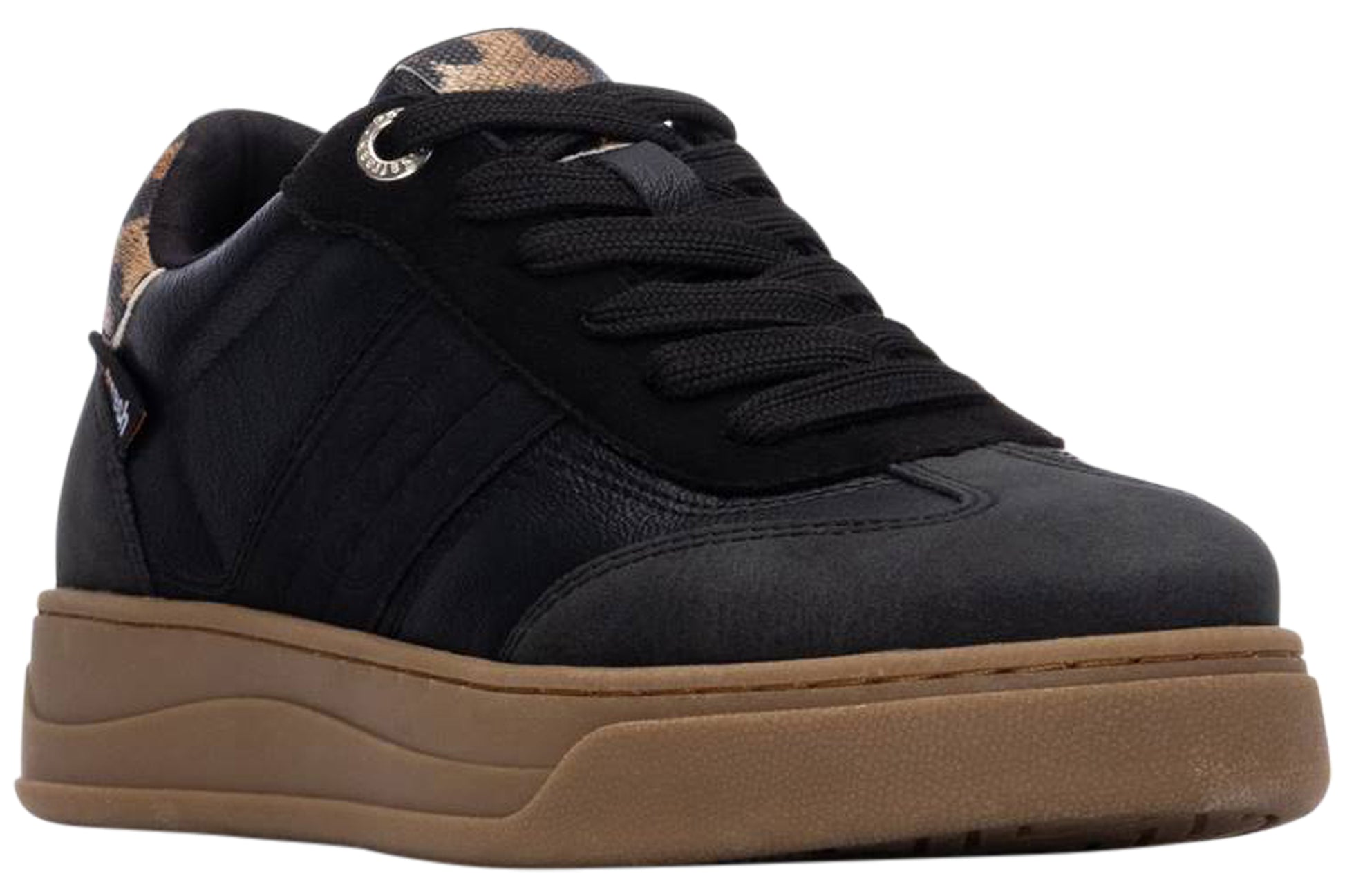 refresh-jupe-172954-womens-trainers-black-right-front