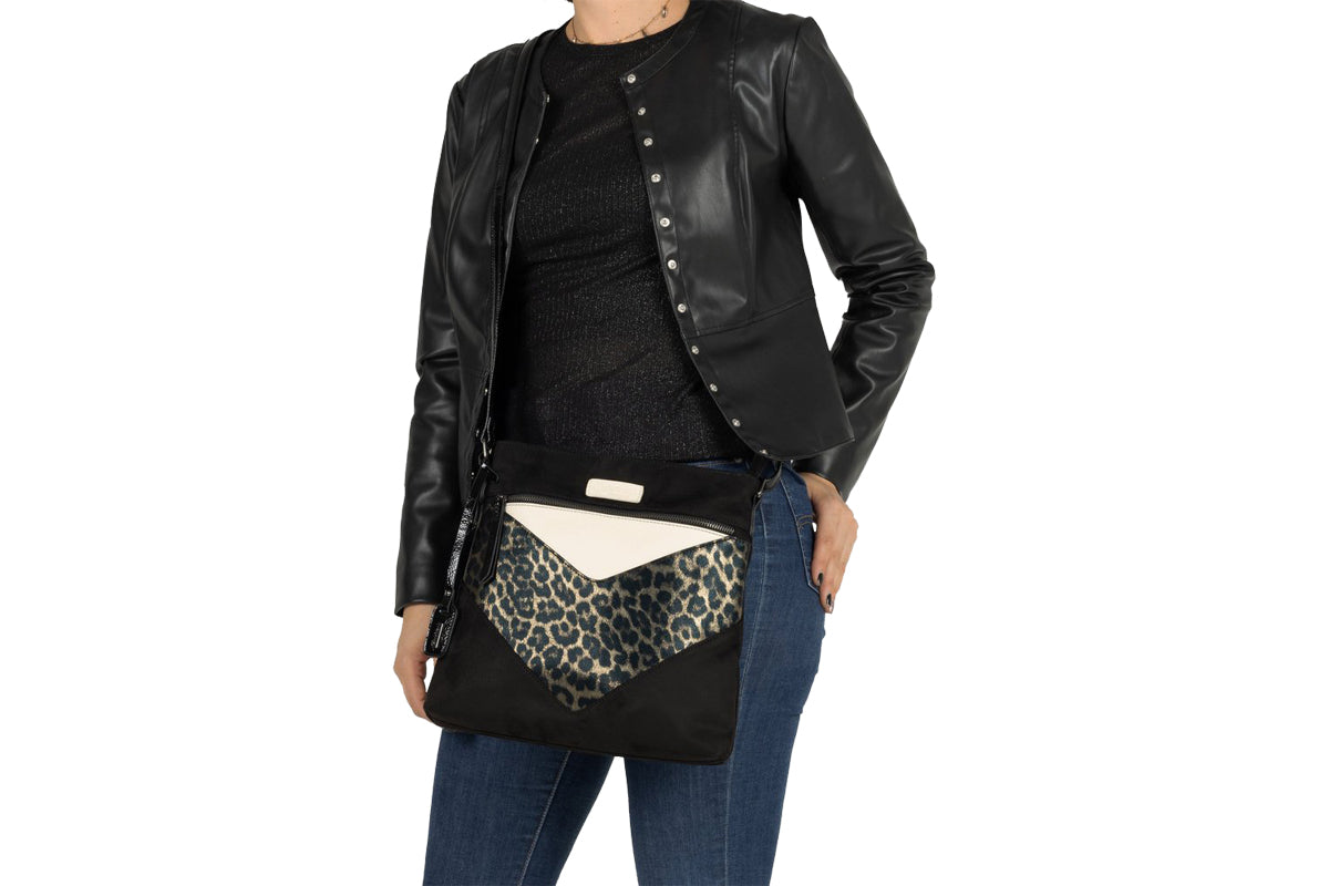 remonte-chop-stick-bag-q0714-schwarz-gold-womens-back