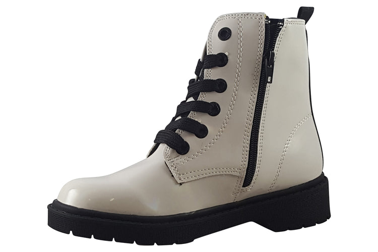 S.Oliver Bliss 45211 Off White Patent Girls Boots
