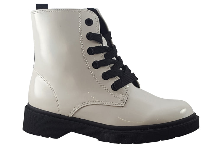 S.Oliver Bliss 45211 Off White Patent Girls Boots