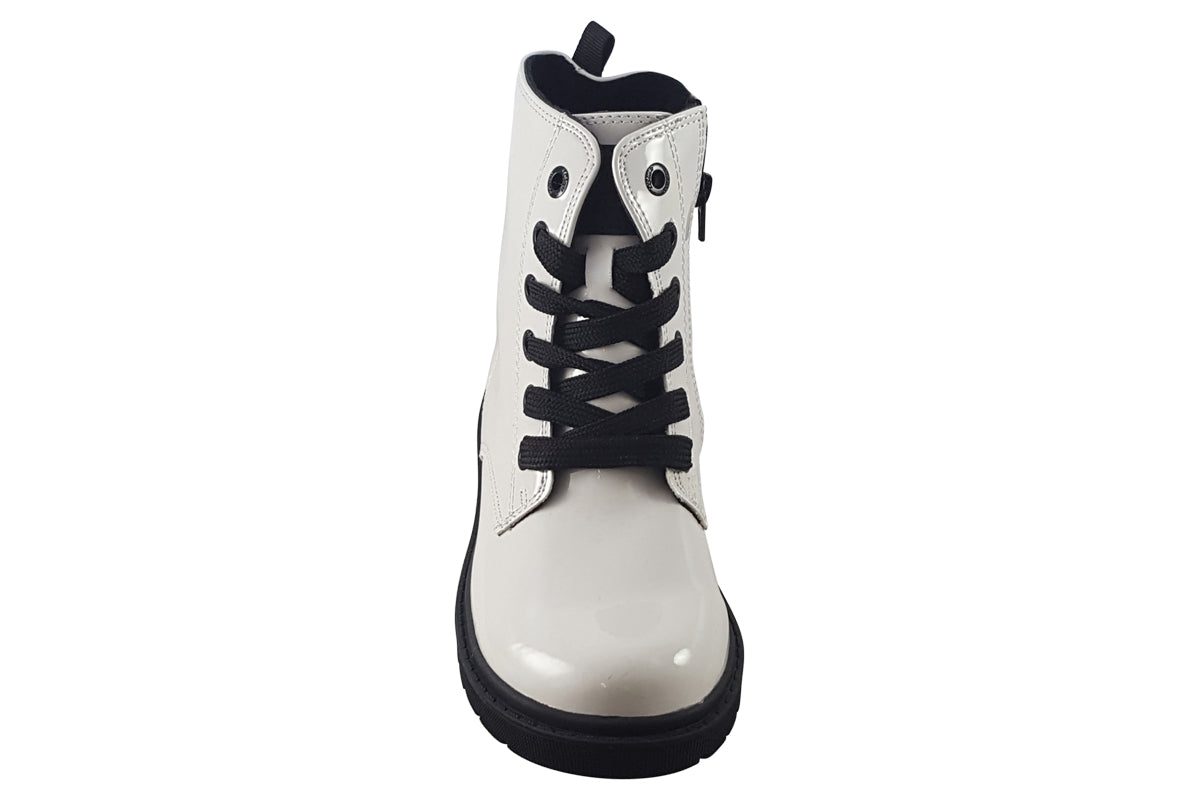 s.oliver bliss 45211 off white patent girls boots top