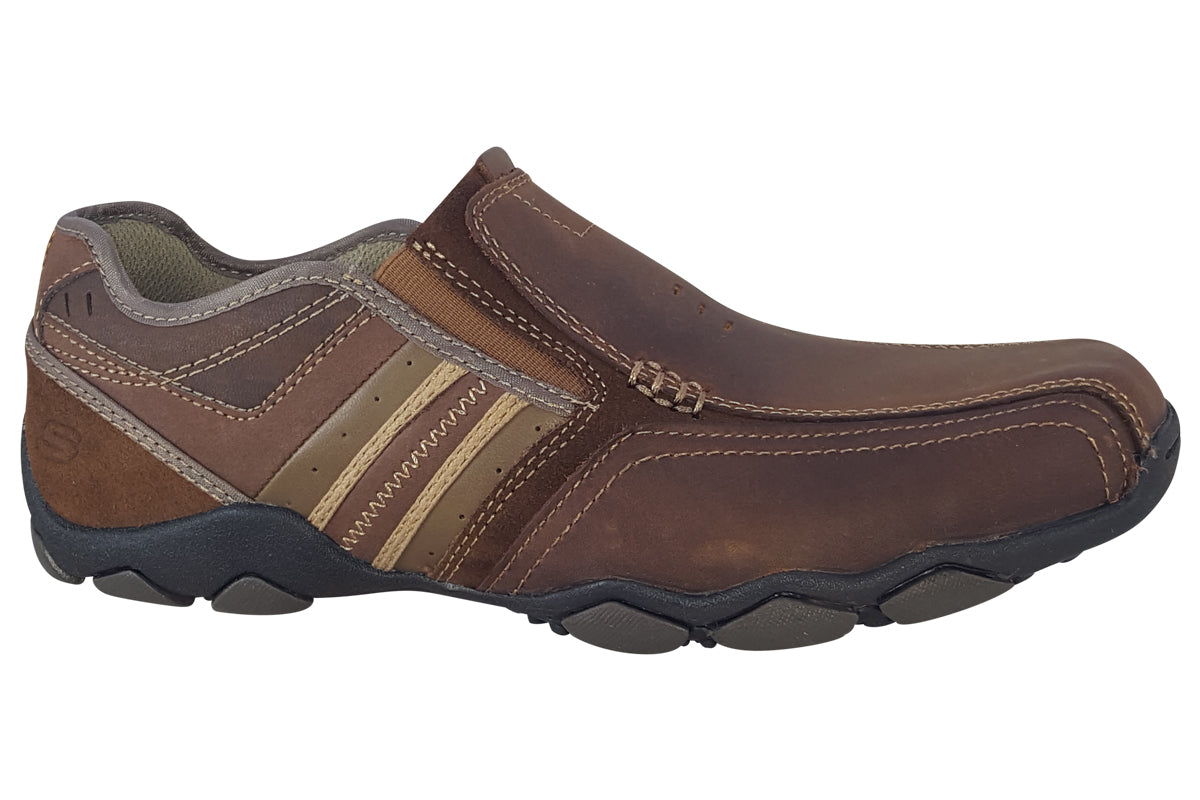 skechers-zinroy-tan-shoes-right_1f9d7bc2-9019-4328-9432-a9305aedcf68