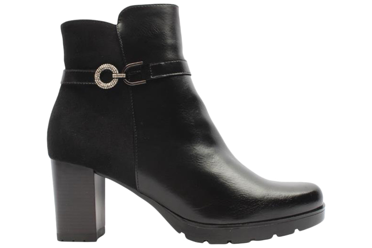 susst-hudson-26-womens-boots-black-right