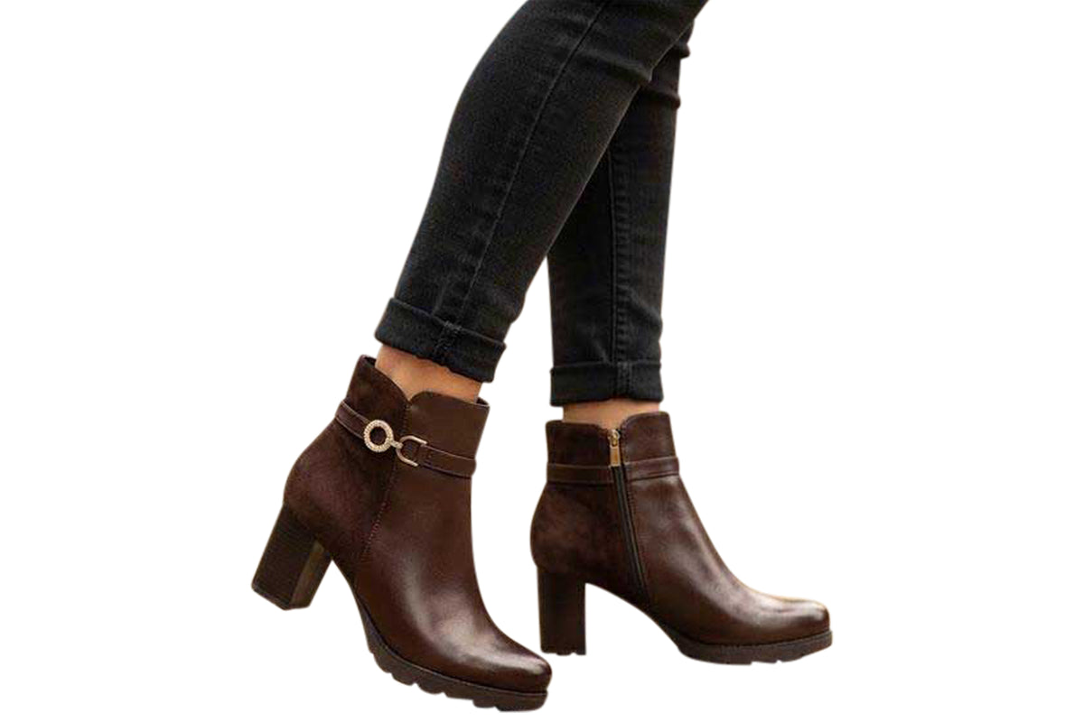 susst-hudson-26-womens-boots-dark-brown-lifestyle_2