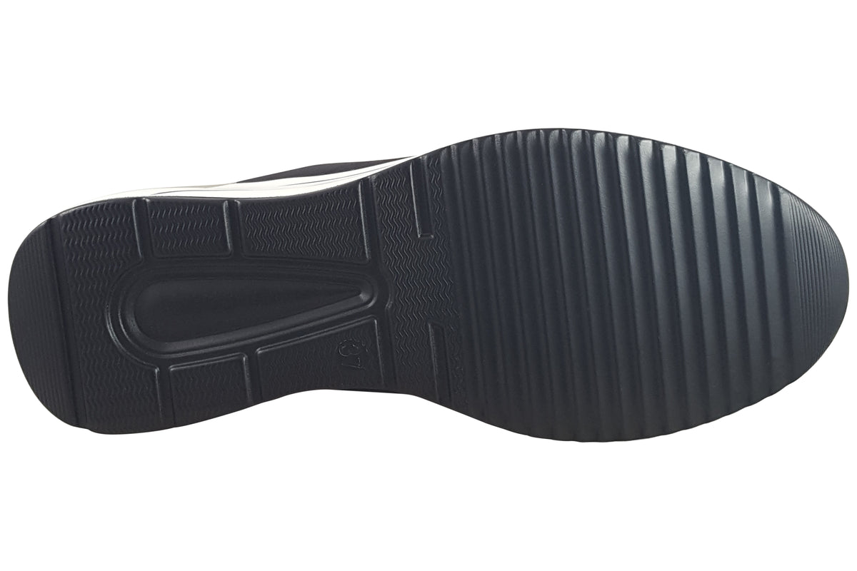 susst-roxanne-26-womens-trainers-black-sole