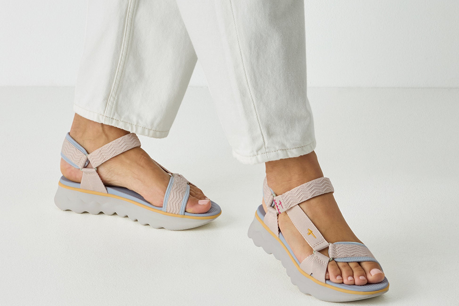tamaris-alice-may-28700-46-430-womens-sandals-ivory-comb-lifestyle