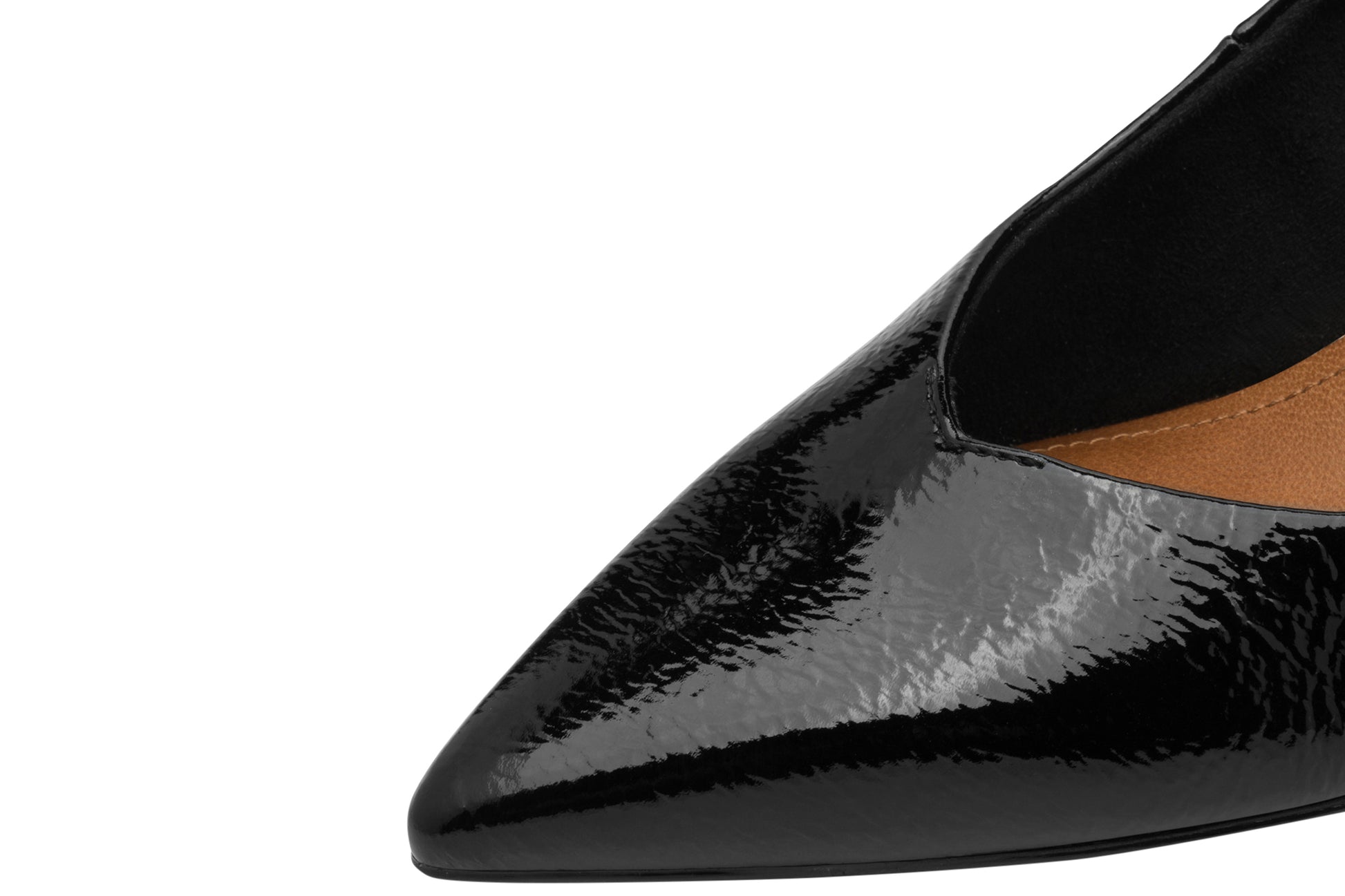 tamaris-shelly-womens-shoes-black-close-left