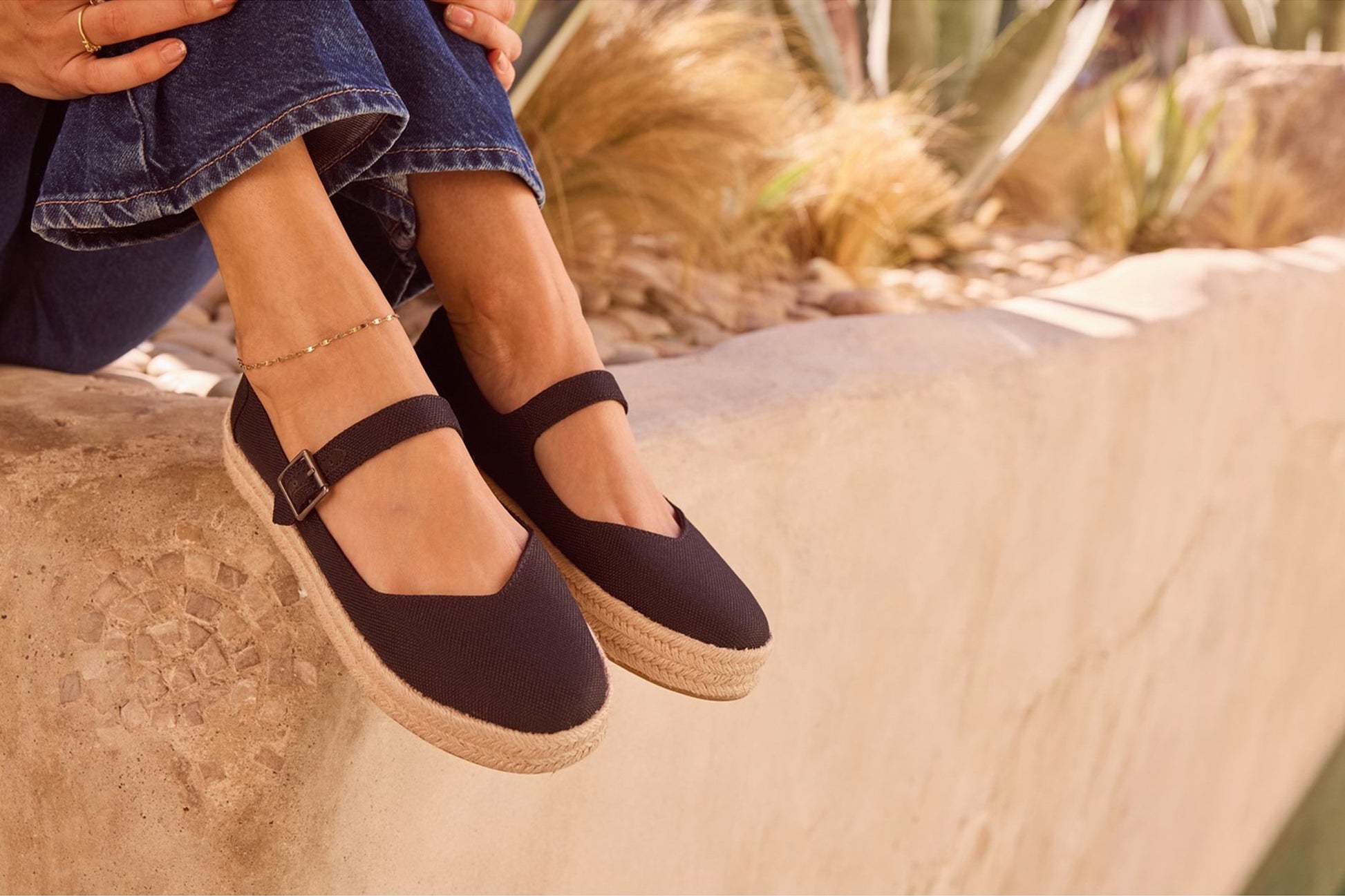 toms-carolina-mary-jane-shoe-black_7