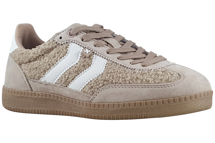 XTI Fluff 144734 Womens Fashion Trainers Beige