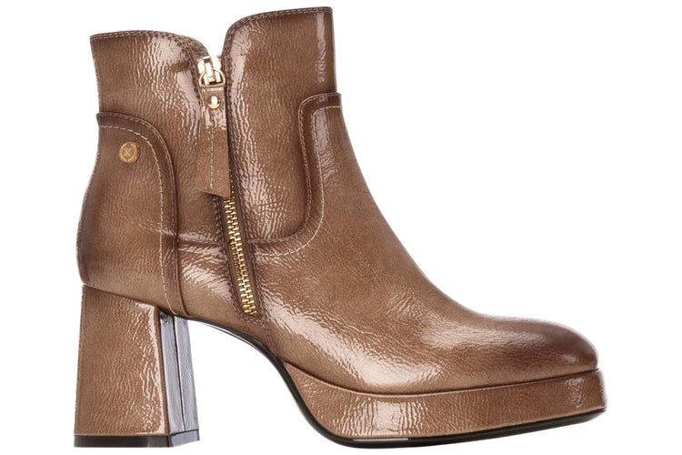 XTI Hippy 144272 Womens Boots Beige Patent