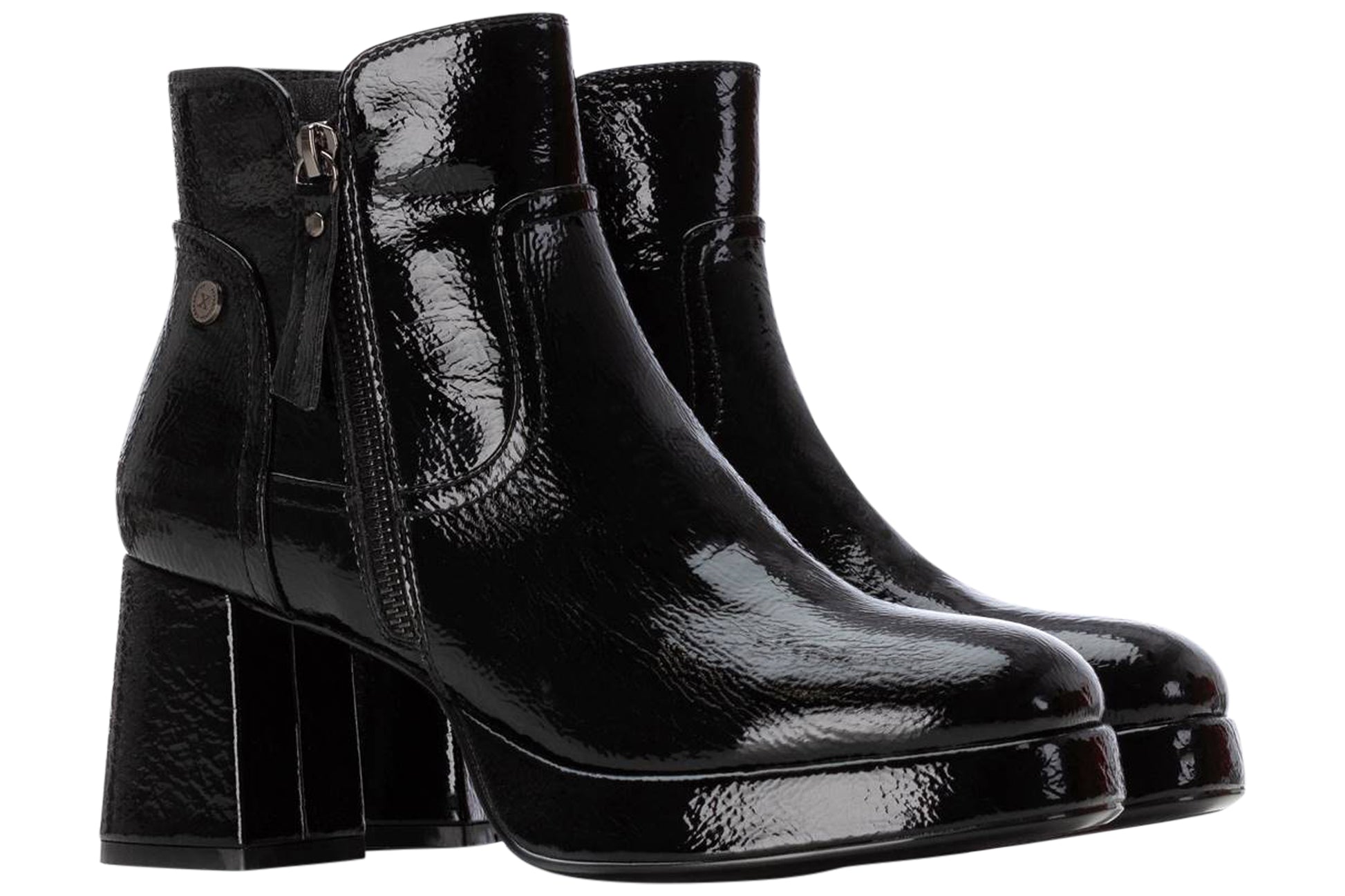 xti-hippy-144272-womens-boots-black-patent-pair_4caa8d7b-1bad-4ecc-a836-279855492409