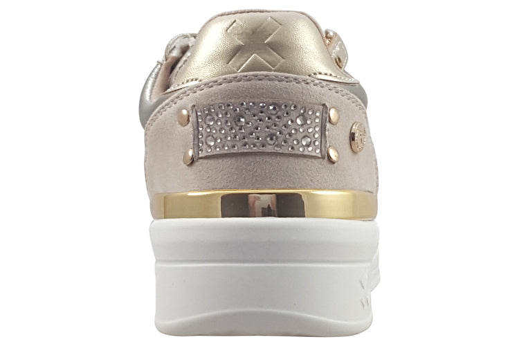 XTI Lindus 143060 Beige Womens Fashion Trainers