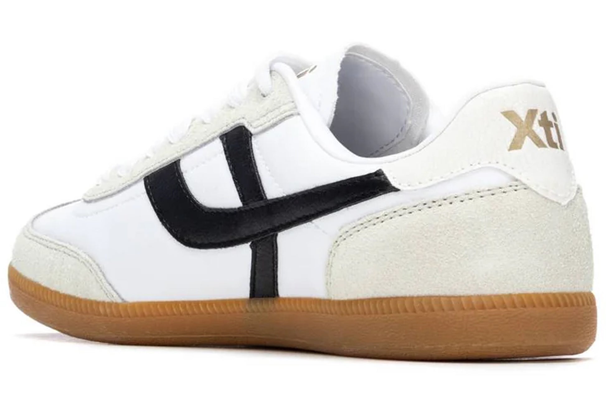 xti-loopster-145055-01-womens-fashion-trainers-white-back
