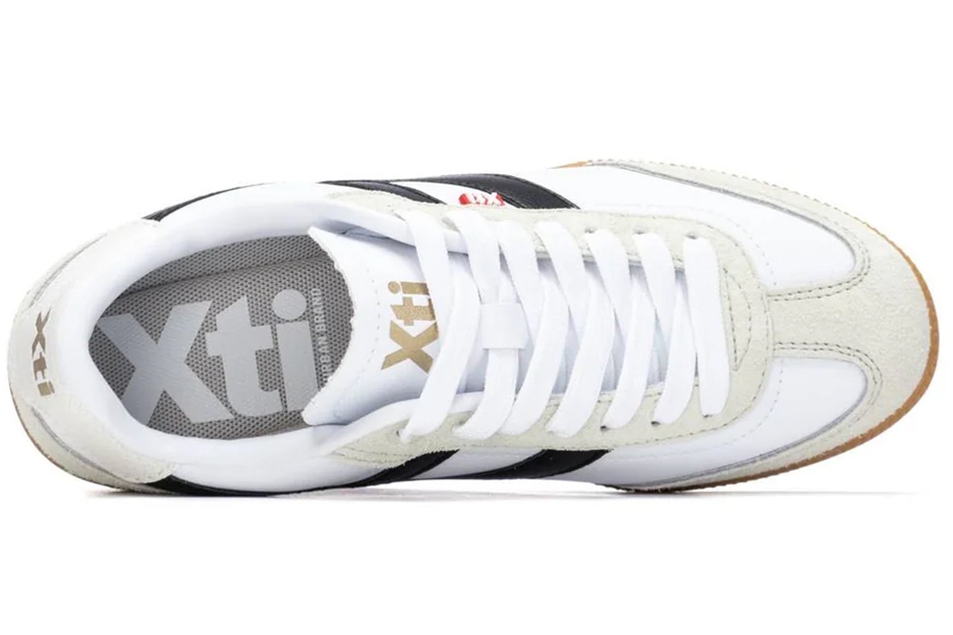 xti-loopster-145055-01-womens-fashion-trainers-white-top