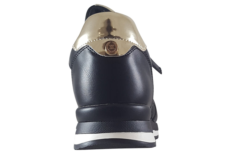 XTI Lorna 143493 Black Womens Fashion Trainers