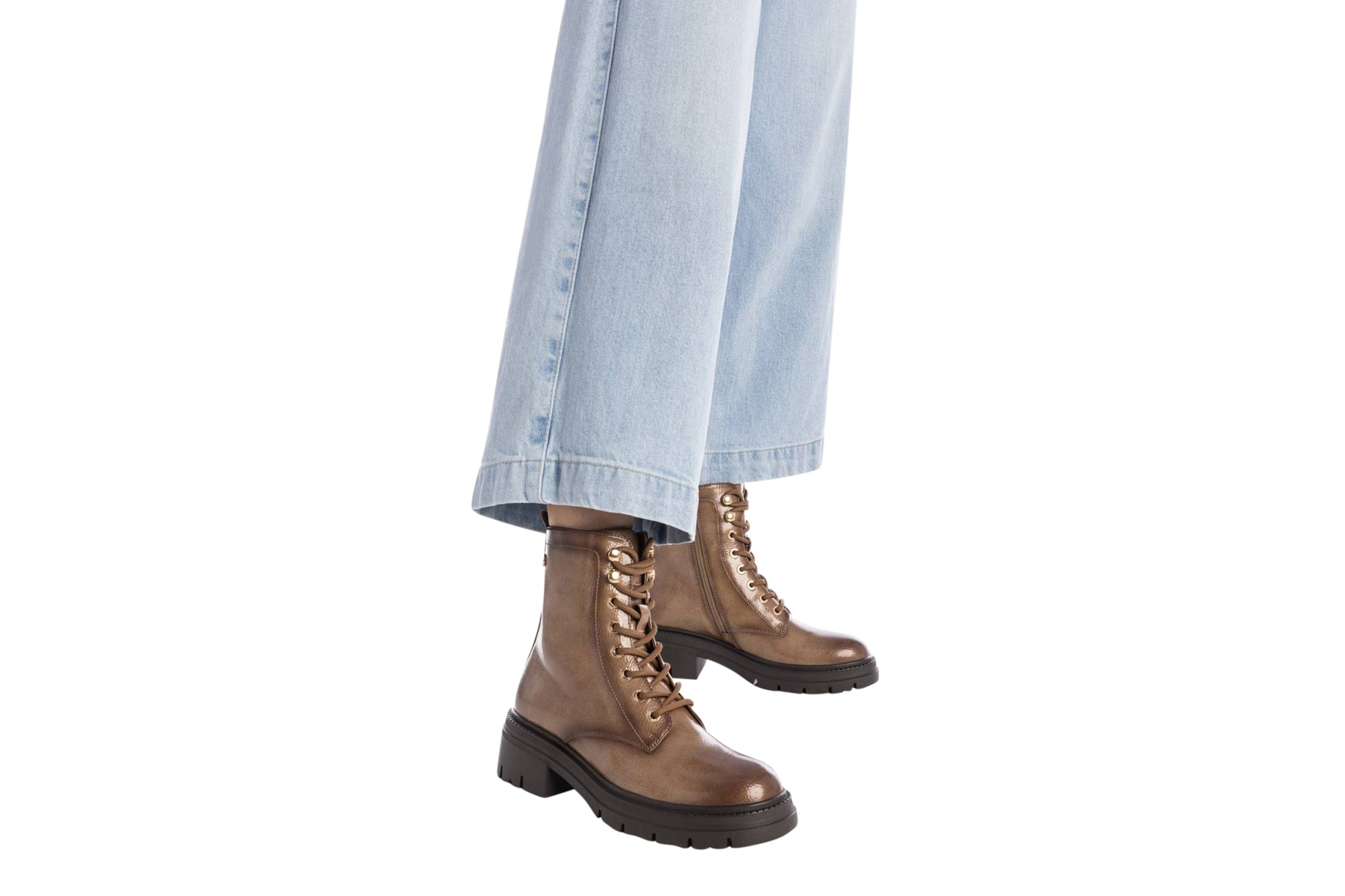 xti-marlene-144296-womens-boots-beige-patent-ls