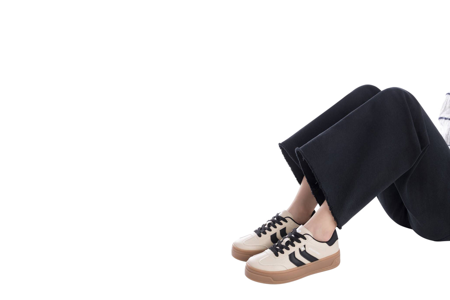 xti sharon 144585 womens trainers beige ls