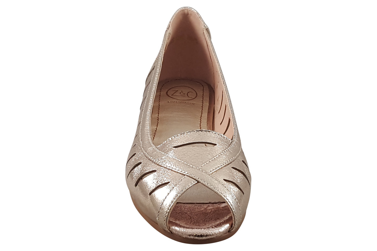 zanniandco ishikari gold sparkle womens shoes top