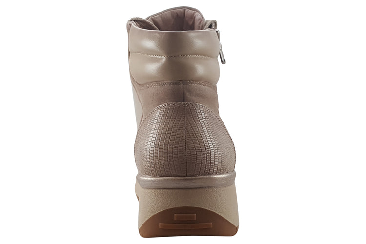 Zanni and Co Karmiel Whipped Womens Boots